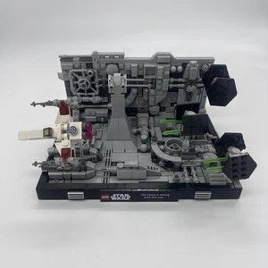 LEGO STAR WARS 75329 Diorama della corsa alla trincea della morte completo al 99% - Foto 1 di 6