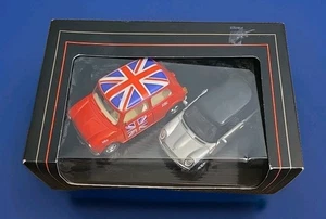 Welly Diecast 1/36 Scale Union Jack Flag Mini Cooper Gift Set - Picture 1 of 8