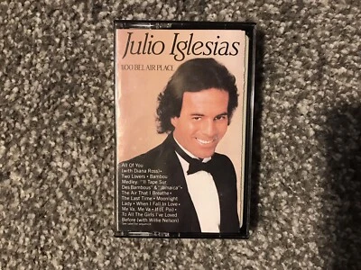 Julio Iglesias- 1100 Bel air Place Cassette, Oct-1990, Columbia (USA) VG+ Cond…. Foto 1 de 4