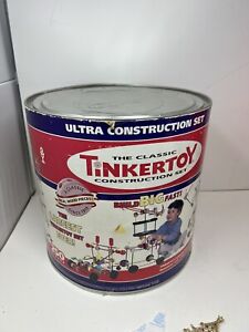 The Classic TINKERTOY CONSTRUCTION SET in Round Canister Hasbro Tinker Toy Wood