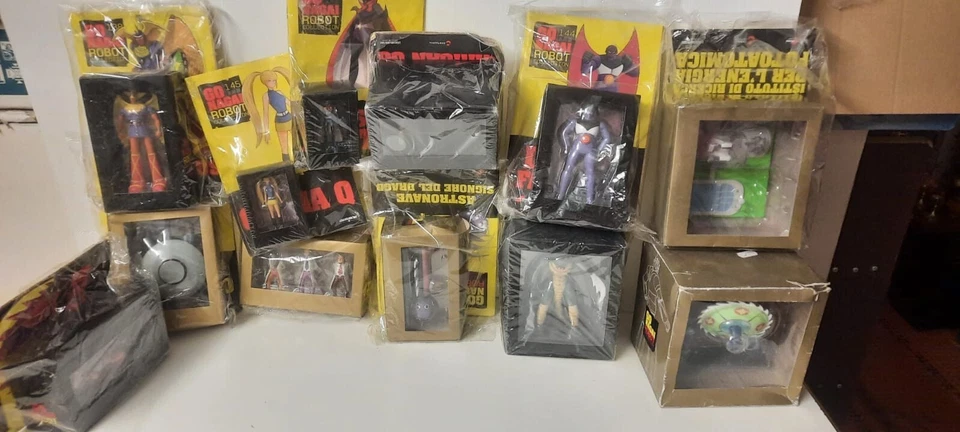 GO NAGAI COLLECTION; TUTTI NUOVI; GOLDRAKE; MAZINGA; JEEG ROBOT; ANIME ROBOT - Immagine 1 di 1