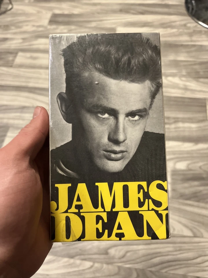 RARE JAMES DEAN 1988 DOCUMENTARY VHS VIDEO TAPE! B&W BIOGRAPHY SEALED - Image 1 of 4