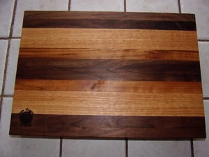 HAND CRAFTED BUTCHER WALNUT & CHERRY CUTTING BOARD BLOCK CHEESE MEAT CHARCUTERIE - Picture 1 of 6