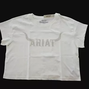 Ariat Women's LG Short Sleeve Wild Hat Graphic Boxy Crop T-Shirt Coconut Milk - Picture 1 of 2