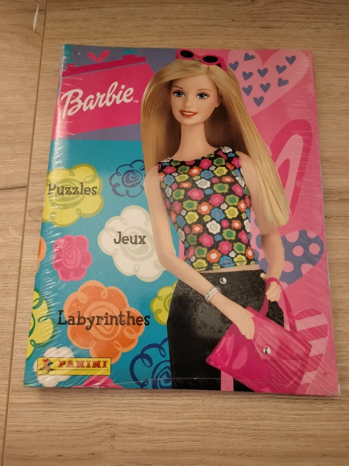 ALBUM SIGILLATO PANINI BARBIE 2000 VERSIONE FRANCESE - Immagine 1 di 1