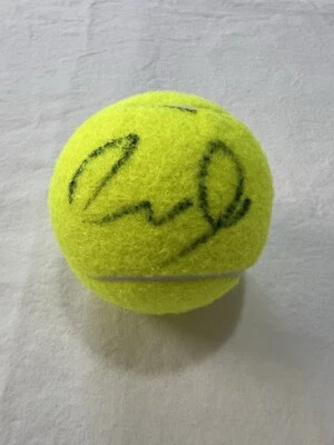 Auténtica pelota de tenis firmada autografiada Venus Williams tamaño con certificado de autenticidad Foto 1 de 4