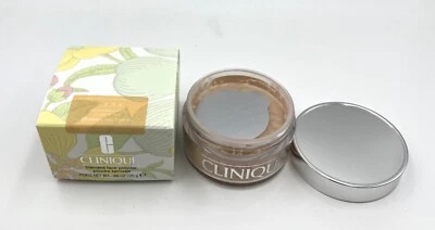 New in Box! Clinique Blended Face Powder ~03 Transparency 3  ~ 0.88 oz / 25g - Image 1 of 4