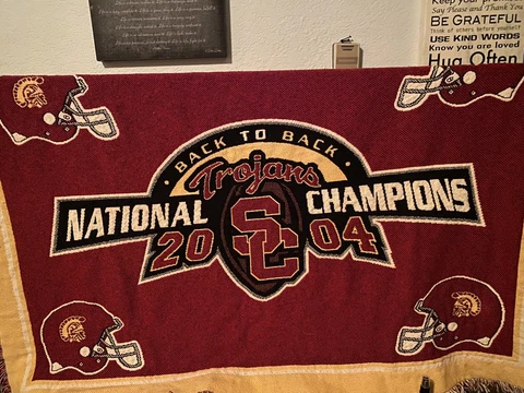 Danbury Mint USC Trojans Back to Back National Champions Blanket 4' X 6' 2004 Cover
