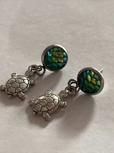 Turtle Silver tone & blue & green glass Earrings - Picture 1 of 4