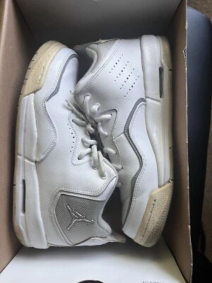 Talla 7 - Jordan Courtside Mid Blanco Foto 1 de 4