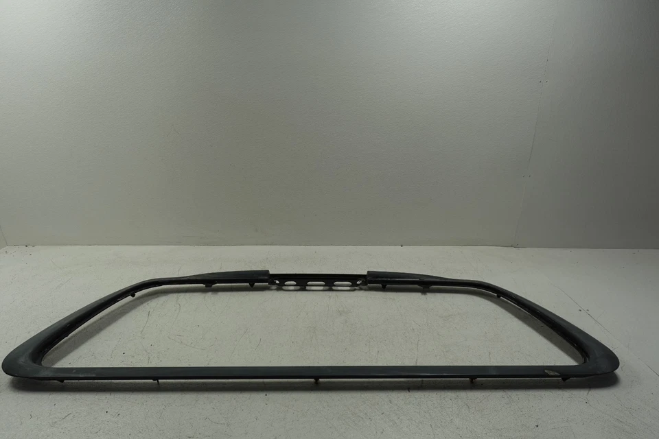 Marco moldeado de vidrio cabina extendida moldura ventana trasera Ford F150 1997-2003 OEM | W6032 Foto 1 de 4