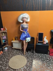 Barbie Vintage Etichettato Vestito Mattel + Borsa Unica nel suo genere, Scarpe e Bevande Fruttate - Foto 1 di 22