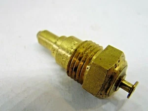 Engine Coolant Temperature Sensor Standard TX92 fits Toyota Corona 75-77 NEW - Picture 1 of 5