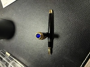Cartier Roadster de Cartier Black & Gold Fountain pen - 18K Gold Medium Nib - Picture 1 of 8