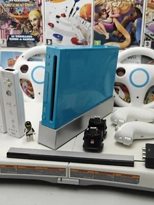 Nintendo Wii Console Limited Edition V2 - BLUE - Picture 1 of 11