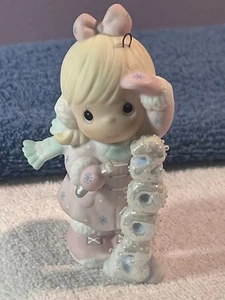 Christmas ornament precious moments 2003 little girl ice sculpting Icy good time - Picture 1 of 6