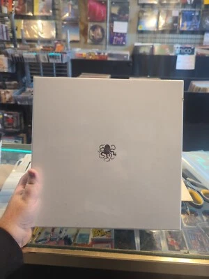 A Perfect Circle Eat The Elephant (Deluxe Edition, Boxed Set, Limited Edition)  - Image 1 of 2