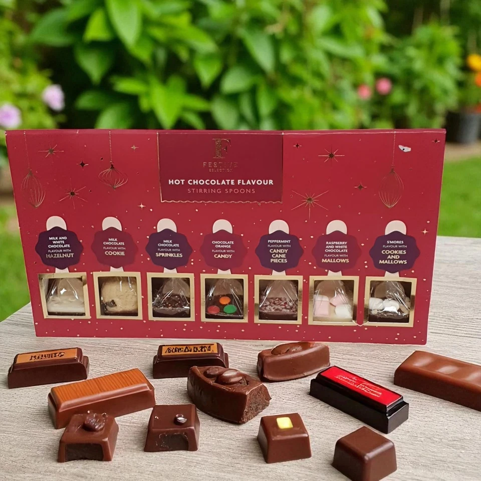 Festive Hot Chocolate Stirring Spoons Gift Set 7 Assorted Flavours Christmas Box - Image 1 of 4