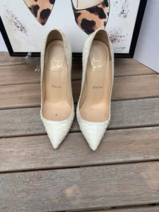 Christian Louboutin décolleté pitone texture crema taglia 6 - Foto 1 di 18