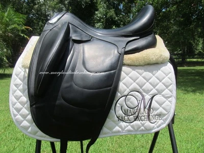 Sillín de doma 17,5" DEVOUCOUX HARMONIE MONOFLAP - solapas 3A - modelo 2017 Foto 1 de 4