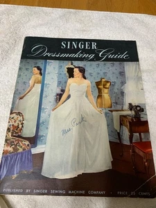 Vintage 1947 Singer Dress Making Guide Softcover 48 Page Booklet - Picture 1 of 4