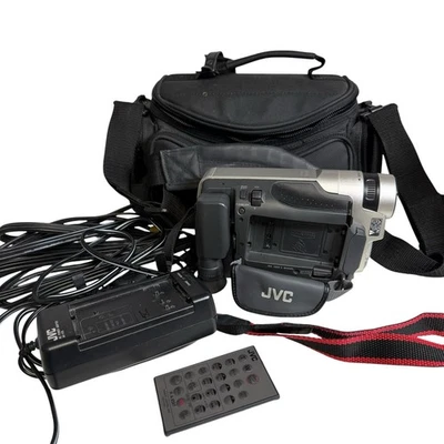 JVC Cyber Cam GR-DVF10U Camera Charger Remote & Case PARTS ONLY NOT WORKING - Image 1 of 4