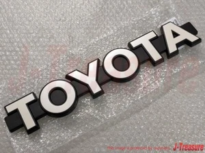 TOYOTA LAND CRUISER FJ60 BJ60 1981-1987 Genuine Front Grille "TOYOTA" Emblem OEM - Picture 1 of 5
