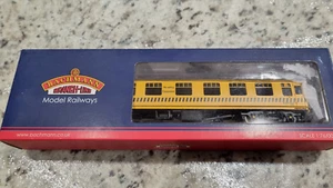 Bachmann 39-231 BR Mk1 BCK Brake Composite Corridor Departmental Yellow Coach - Foto 1 di 2