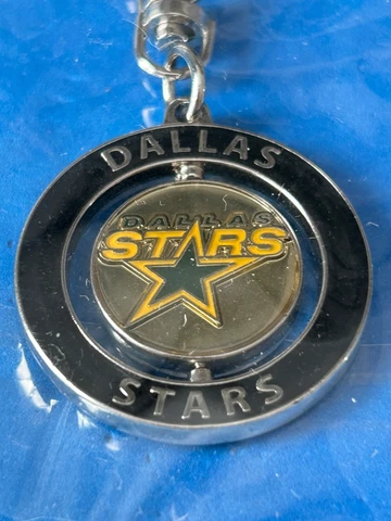 NHL Hockey Dallas Stars Logo Stanley Cup Champions 1999 Spinner Keychain Cover