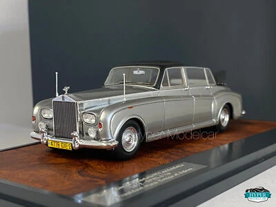 MATRIX 1/43 ROLLS ROYCE PHANTOM VI LANDAULETTE OMAR BONGO 1972 SILVER MX41705-16 - Immagine 1 di 3