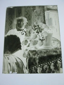ONE EARLY 1900s ANTIQUE GLASS NEGATIVE, NEWPORT, ME, "MISC. PEOPLE #40, WOMAN - Picture 1 of 1