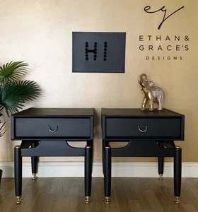 PRO SPRAY PAINTED G PLAN TOLA BEDSIDE TABLE - Picture 1 of 3