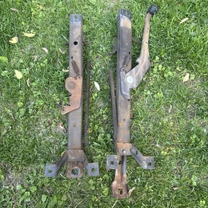 BENCH SEAT TRACKS CHEVY GMC PICKUP TRUCK 81-87 C10 20 K10 20 Squarebody Nice! - Picture 1 of 2