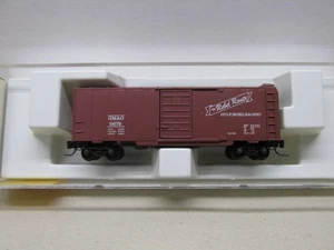 Z SCALE ~ MICRO TRAINS # 14113-2 ~ GULF, MOBILE & OHIO 40' BOX CAR # 5676 - Picture 1 of 4