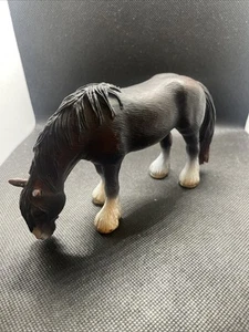 Schleich Shire Horse Mare Grazing Clydesdale 13605 2005 Toy Figure Rare Retired - Picture 1 of 13