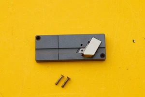 REVOX B77 MKII Reel Parts SPLIT Table Cutter With Screws - Imagen 1 de 5