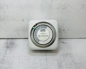 Intermatic TIME-ALL TN111 Innen steckbare mechanische Zeitschaltuhr für Leuchten, Geräte - Bild 1 von 8