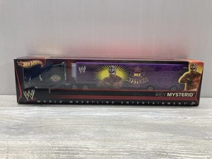 2010 Mattel Hot Wheels WWE Rey Mysterio Diecast Semi-Tractor Trailer Truck - NEW - Picture 1 of 4