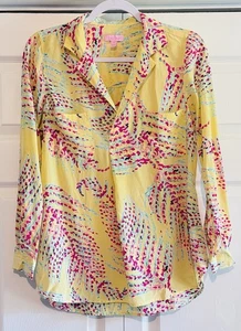 Lilly Pulitzer Women’s 100% Silk Star Fruit Boston Blouse V-Neck Medium - Picture 1 of 7