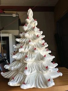 Vintage Keramik weiß beflockter Weihnachtsbaum mit roten Lichtern 17" ohne Ständer - Bild 1 von 9