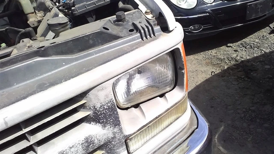 Headlight Sealed Beam Fits 96-17 EXPRESS 2500 VAN 29369198 - Image 1 of 4