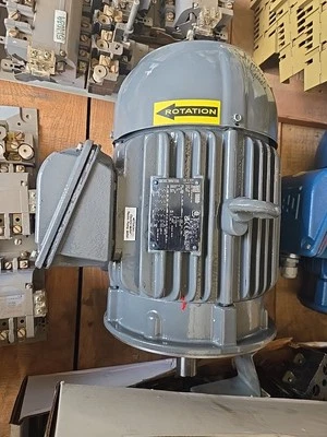 WEG INVERTER DUTY MOTOR 00318et3e182tc- W22 3PH 3.0HP 2.2KW 380V 4.66A 1445RPM  - Image 1 of 4