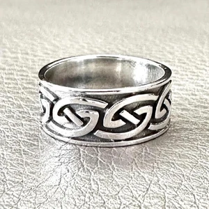 Handcrafted 925 Sterling Silver Celtic Knot Infinity Knot Viking Knot Ring - Picture 1 of 7