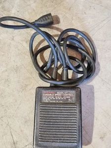 Pedale interruttore comando velocità variabile a pedale Dremel modello 221 tipo 2 - Foto 1 di 11