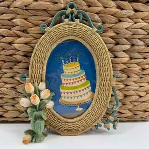Vintage Whimsical Oval Photo Frame with Floral Embellishment Cottagecore Coastal - Picture 1 of 10