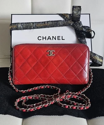 Cartera CHANEL Borgoña Charol Acolchada Cremallera Alrededor Caja y Certificado de Autenticidad (Personalizado) Foto 1 de 4
