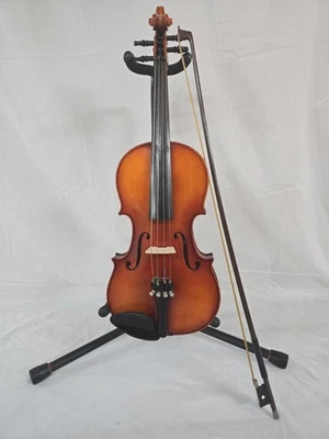 Violín vintage Suzuki 101RR tamaño 3/4 año 1980 con estuche y arco Foto 1 de 4