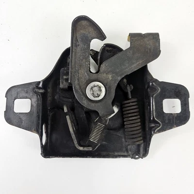 Jeep Grand Cherokee WJ 1999-2004 capó pestillo montaje captura Foto 1 de 4