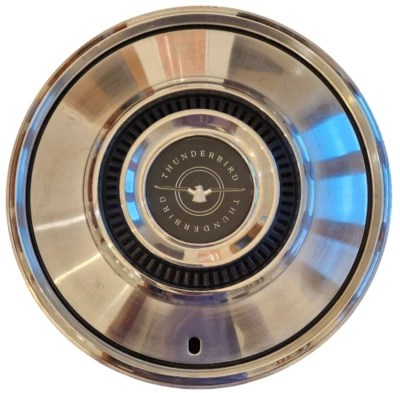 1972-1976 Ford Thunderbird calota cubo tampa roda cabide de parede - Imagem 1 de 4