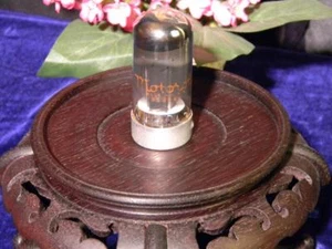 Motorola 7C5 Metal Loktal; Serious Tubes; New Old Stock E72 - Picture 1 of 2